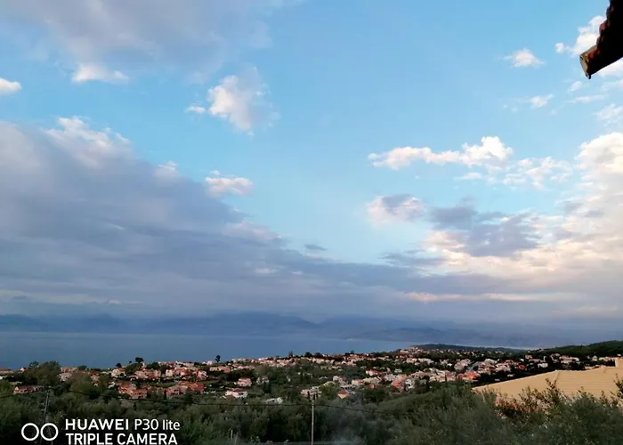 Fantastico * Αχαράβη